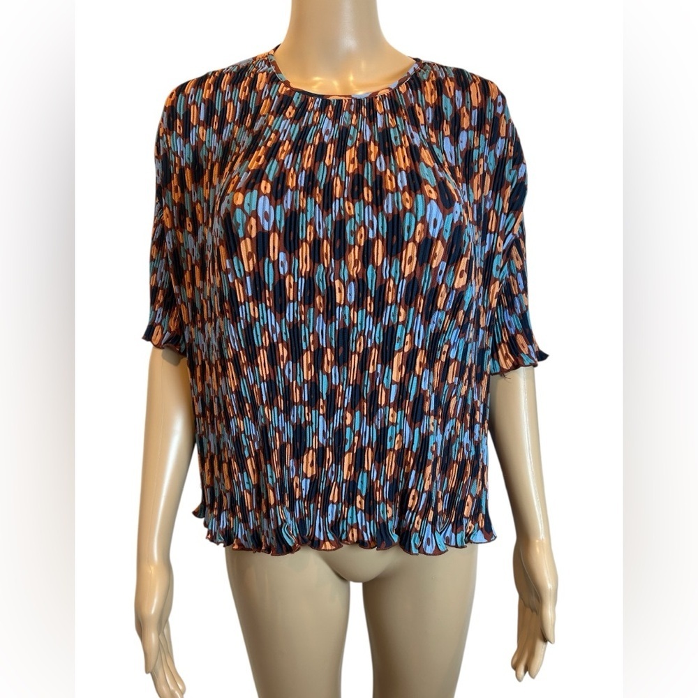 Wildfang The Empower Plisse Pleated Blouse size Large